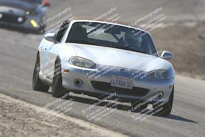 media/Oct-18-2025-Speed Ventures (Sat) [[8b3b7cf525]]/Yellow/Session 2 (Phil Hill)/